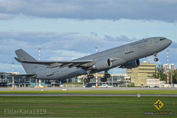 Airbus A330-202MRTT